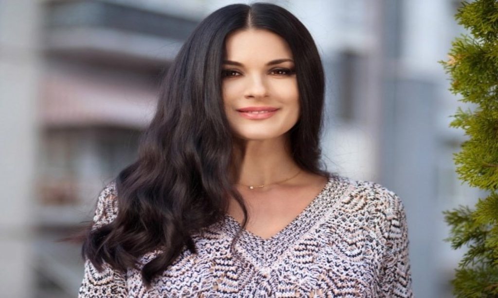 Маша Ефросинина в молодости: становление, карьера и личная жизнь