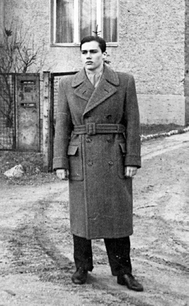 Познер в молодости: как выглядела в юности, старые фото