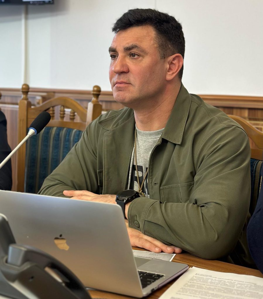 Николай Тищенко в молодости: как формировался шоумен, ресторатор и телеведущий