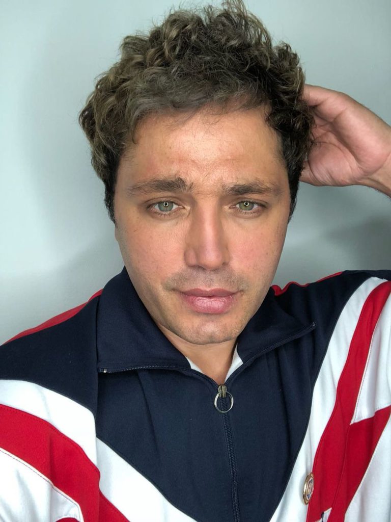 Рустам Солнцев в молодости: становление эпатажной звезды