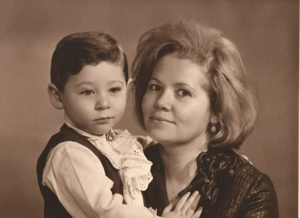 Игорь Терехов в молодости: становление политика и управленца