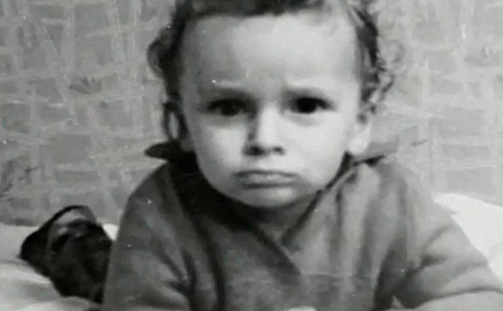 Дмитрий Нагиев в молодости: путь от скромного ленинградского парня до звезды экрана