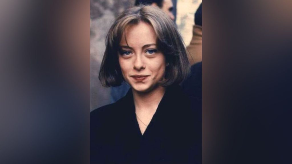 джорджа мелони в молодости: биография, убеждения и путь к политике