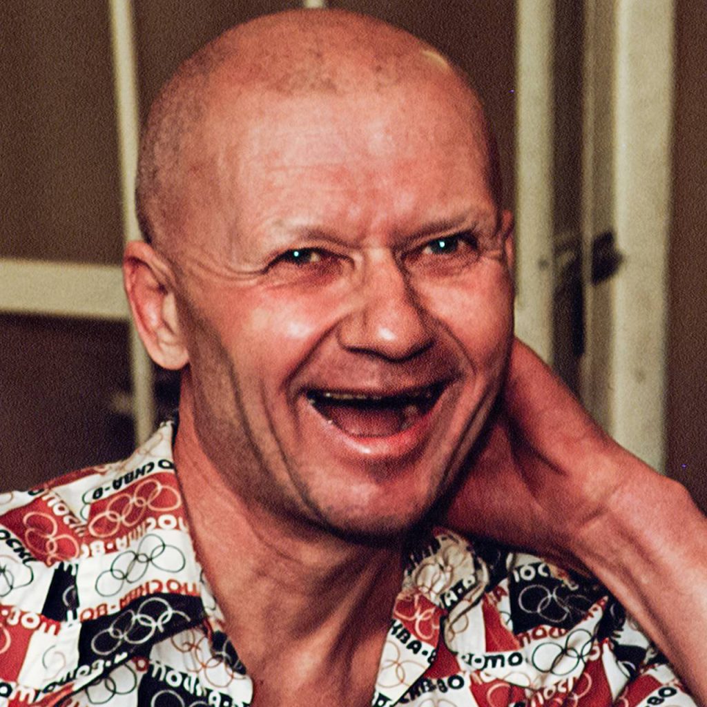 чикатило в молодости: детальная биография, семья и становление преступника