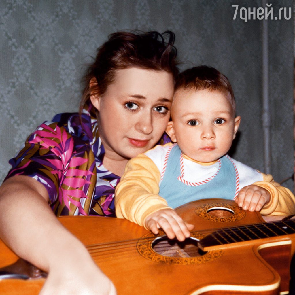 мария аронова в молодости: становление актрисы, путь к сцене и первым большим ролям