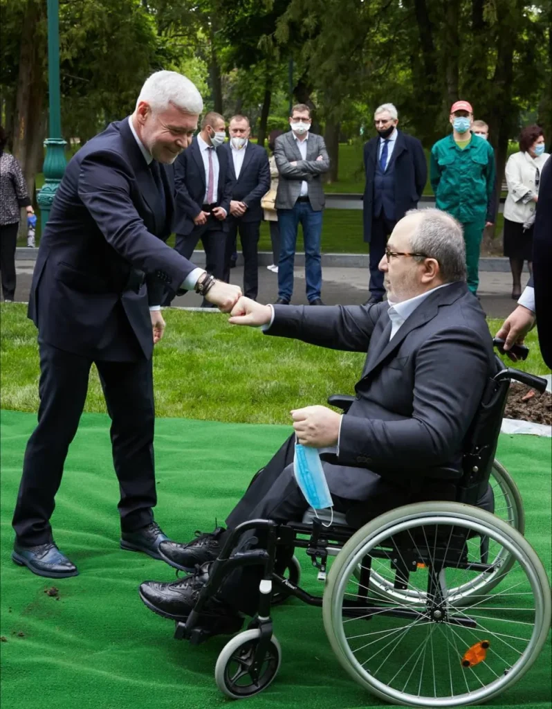 Игорь Терехов в молодости: становление политика и управленца