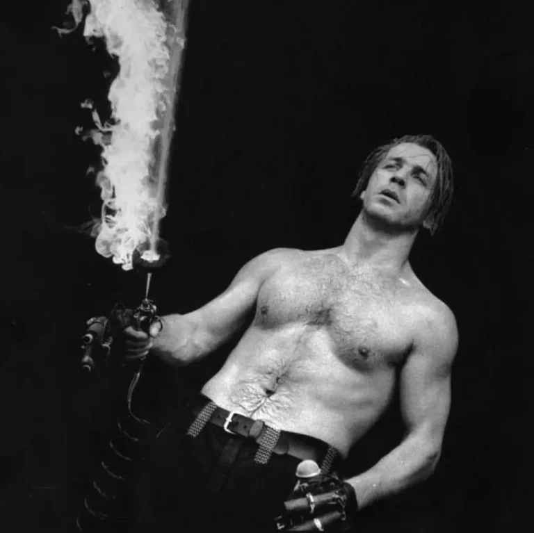 Тилль Линдеманн в молодости: как формировался фронтмен Rammstein