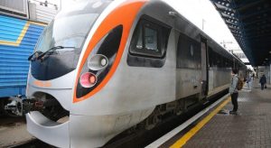 «Укрзализныця» вводит летнее расписание поездов: добавлено 12 рейсов и изменен ряд маршрутов